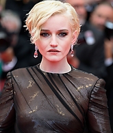 2214920763_l.jpg