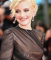 2214928372_l.jpg