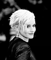 2214956158_l.jpg