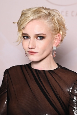 2214933602_l.jpg