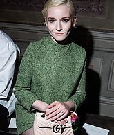 2215279965_l.jpg