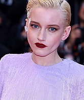 2215473998_l.jpg