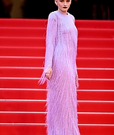 2215481890_l.jpg