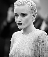 2215542001_l.jpg