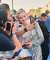 2223810838_l.jpg