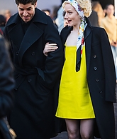 2201948956_l.jpg
